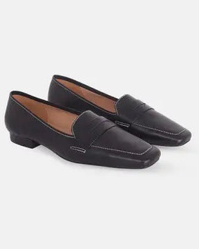 Cipó Beige Leder-Loafer mit eckiger Spitze – Flach