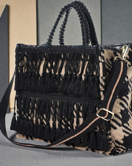 Cristina 20 – Große Shopper - Tasche mit Hahnentrittmuster und Besatz - ModeEcho