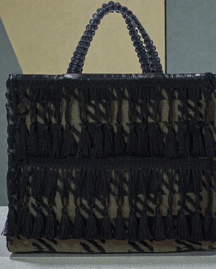 Cristina 20 – Große Shopper - Tasche mit Hahnentrittmuster und Besatz - ModeEcho