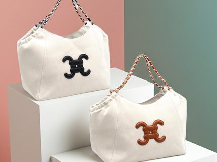 Basket handbag with CC logo in 2 colors