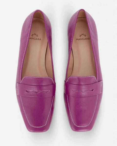 Cipó Beige Leder-Loafer mit eckiger Spitze – Flach