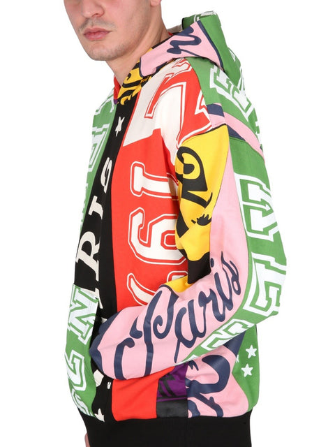 FLAG SWEATSHIRT