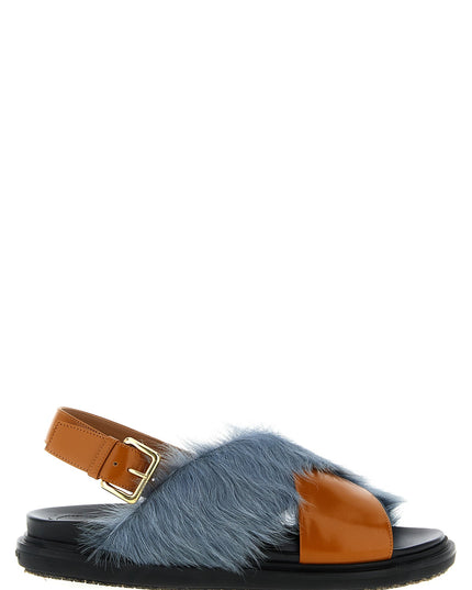 'Fussbett' sandals