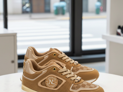 Plateau-Sneaker mit Schnürung – Braun