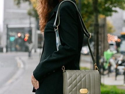 Iris Shoulder Bag in Green