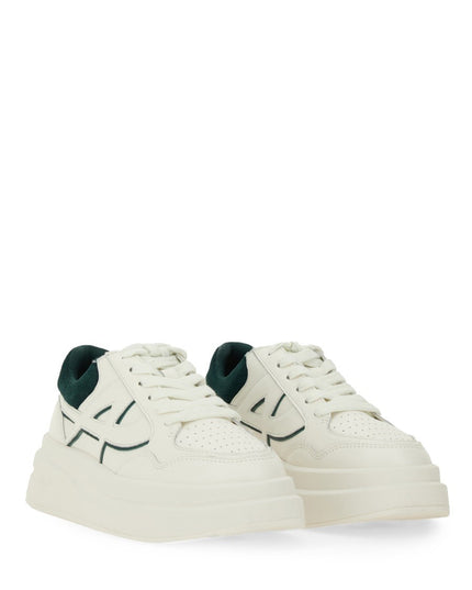 "ICONIC" SNEAKER