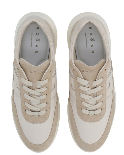 "INTERACTIVE³" SNEAKER