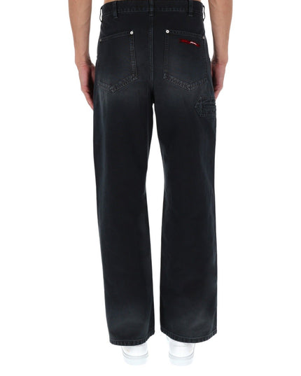JEANS CON APPLICAZIONE LOGO
