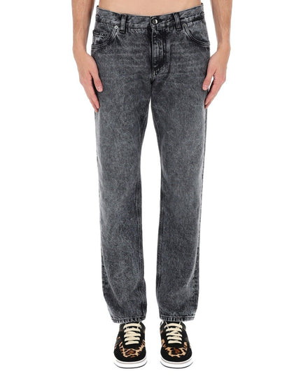 JEANS IN DENIM