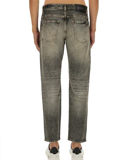 JEANS IN DENIM