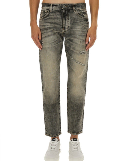 JEANS IN DENIM