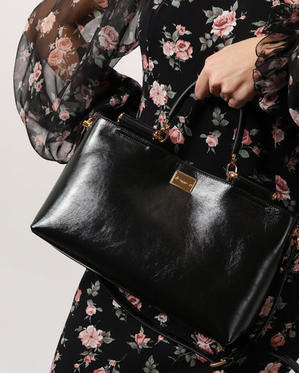 Vittoria leather crossbody bag