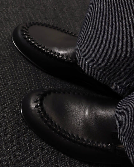 Leather loafers with metal FF logo