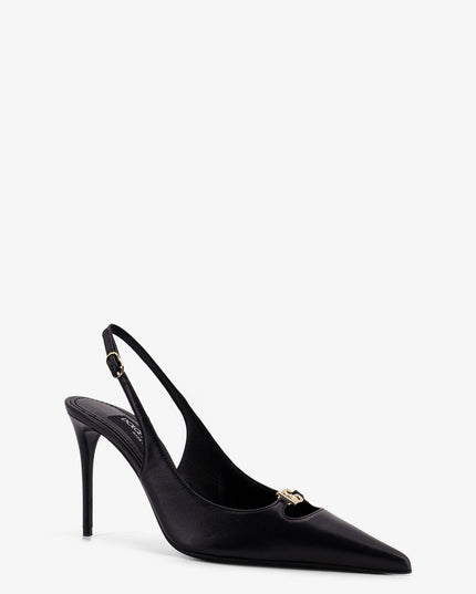 Leather pump with metal DG logo