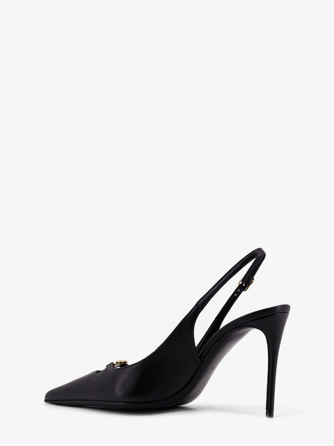 Leather pump with metal DG logo
