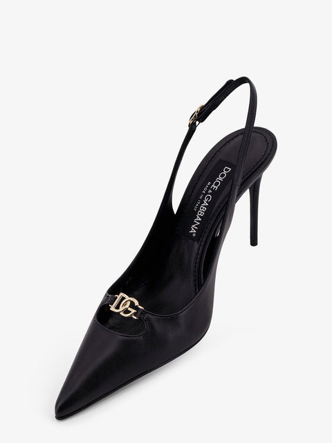Leather pump with metal DG logo