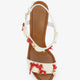 Leather sandals with sea coral details
