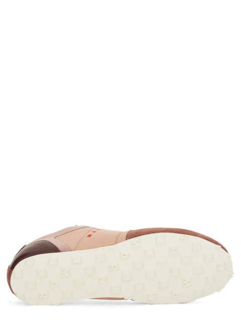 LEATHER SNEAKER