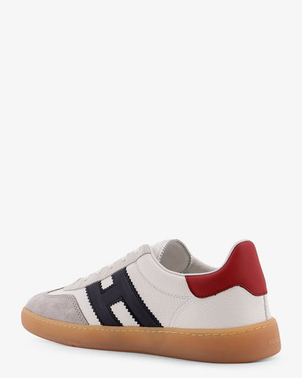 Leather sneakers with suede inserts