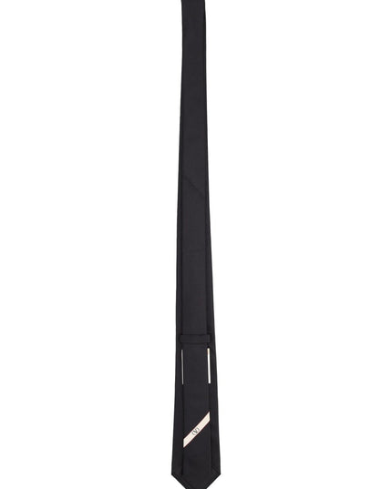 LOGO TIE