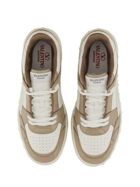 LOW TOP SNEAKER "FREEDOTS"