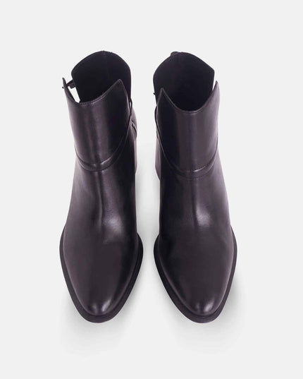 Mangárá Atelier | Attalea Stiefeletten | Black