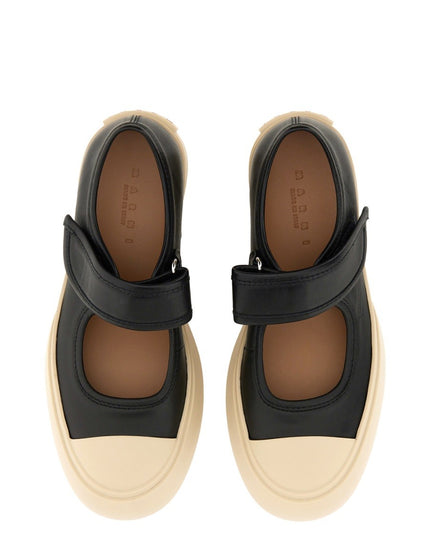 MARY JANE SNEAKER