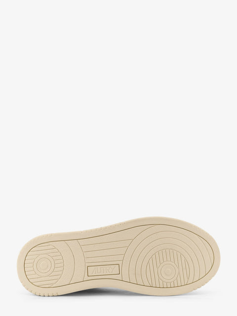 Medalist leather sneakers