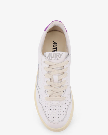 Medalist Low leather sneakers