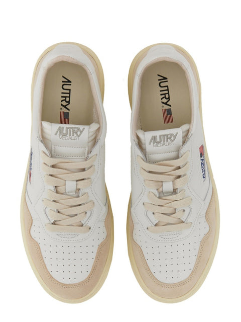 "MEDALIST LOW" SNEAKER