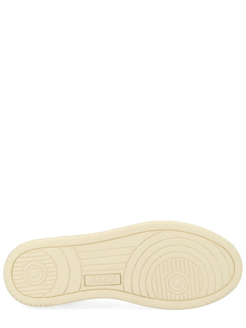 "MEDALIST LOW" SNEAKER