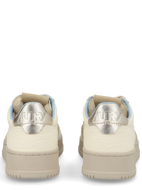 "MEDALIST LOW" SNEAKER