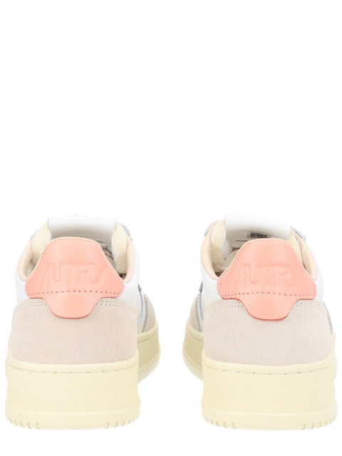 "MEDALIST LOW" SNEAKER