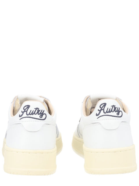 "MEDALIST LOW" SNEAKER