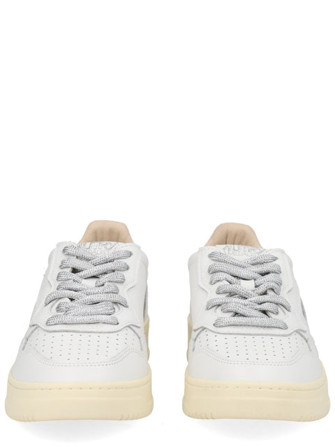 "MEDALIST LOW" SNEAKER
