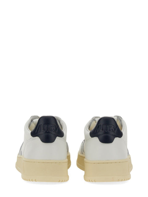 "MEDALIST LOW" SNEAKER