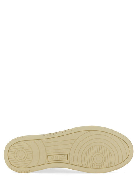 "MEDALIST" LOW SNEAKER