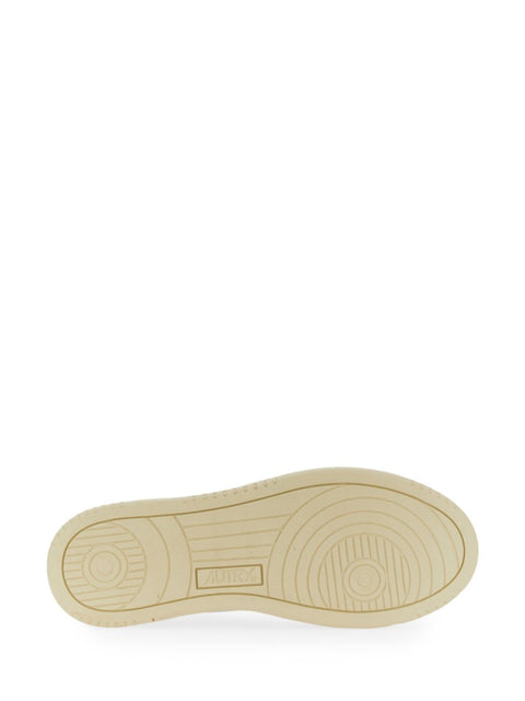 "MEDALIST LOW" SNEAKER