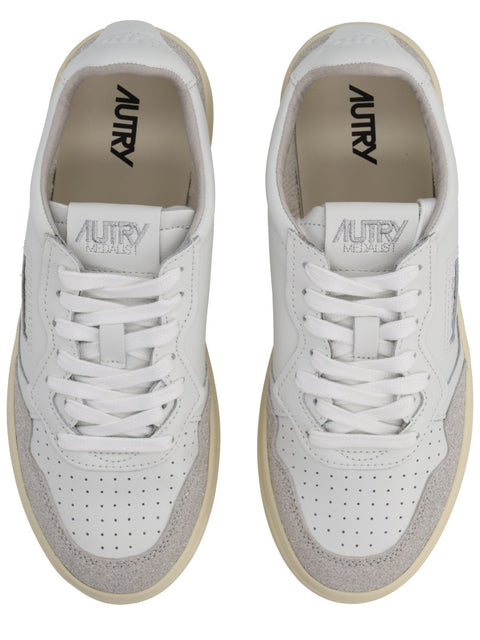 "MEDALIST LOW" SNEAKER