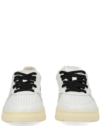 "MEDALIST LOW" SNEAKER