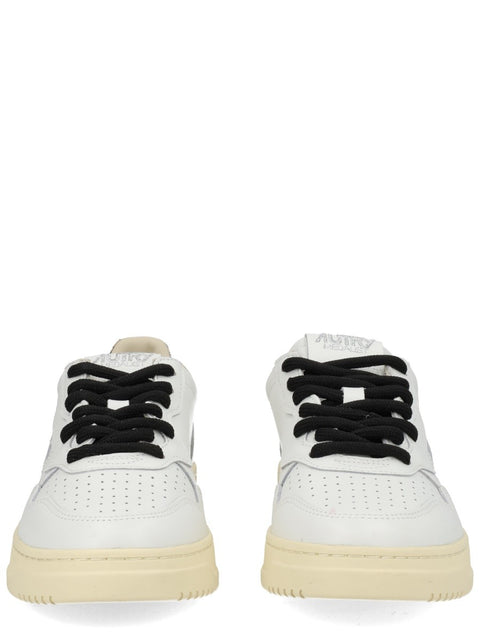 "MEDALIST LOW" SNEAKER