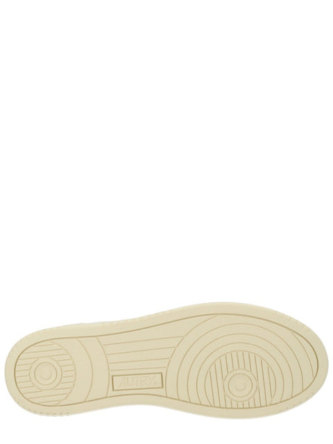 "MEDALIST LOW" SNEAKER