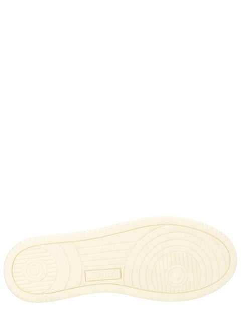 "MEDALIST LOW" SNEAKER