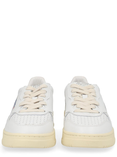 "MEDALIST LOW" SNEAKER
