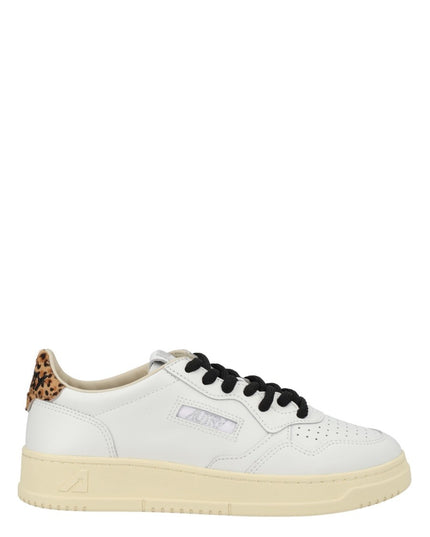 "MEDALIST LOW" SNEAKER