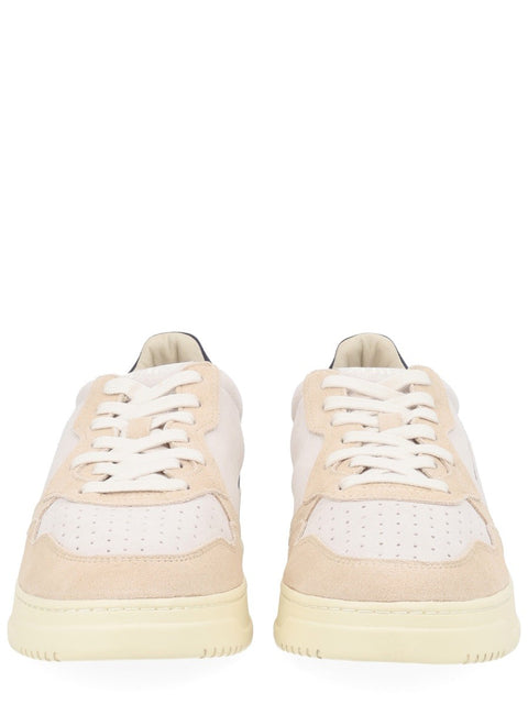 "MEDALIST LOW" SNEAKER