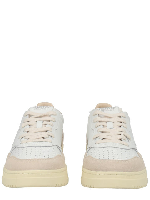 "MEDALIST LOW" SNEAKER