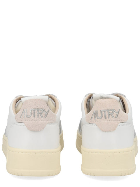 "MEDALIST LOW" SNEAKER