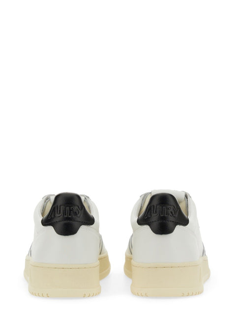 "MEDALIST LOW" SNEAKER