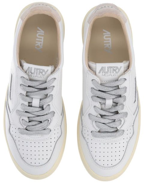 "MEDALIST LOW" SNEAKER